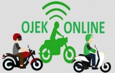 Ini Perlengkapan Wajib Driver Ojek Online 