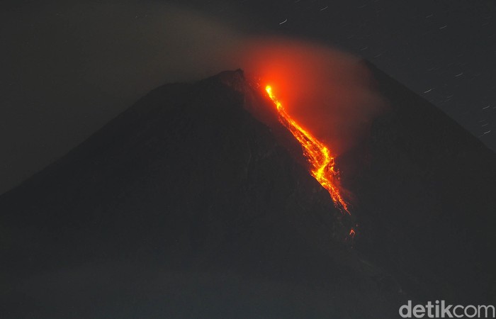 Ini Rahasianya Kenapa Indonesia Punya Banyak Gunung Api