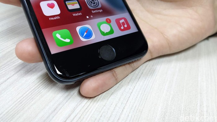 iPhone 15 Tak Akan Pakai Touch ID di Bawah Layar