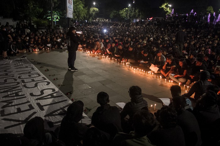 Makin Kencang Suara Bubarkan Sepakbola RI Usai Tragedi Kanjuruhan