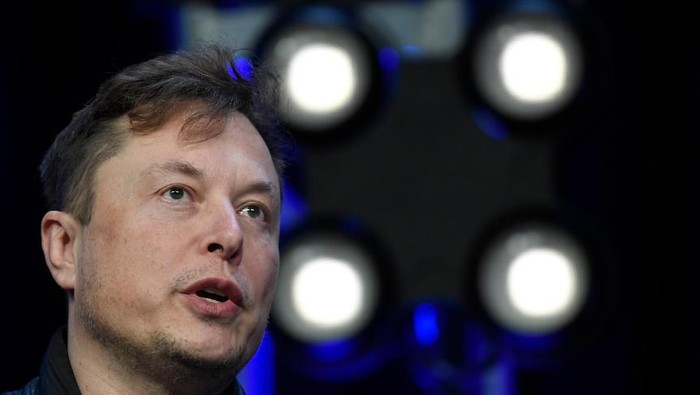 Meski Rugi, Elon Musk Akan Tetap Danai Internet Starlink di Ukraina