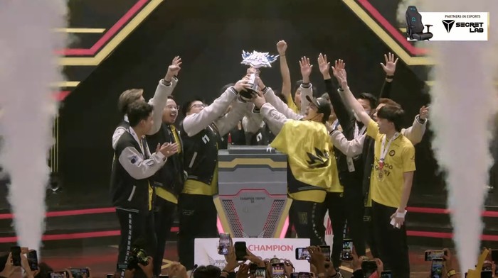 Onic Esports Juara MPL ID S10, Menang 4-1 dari RRQ Hoshi