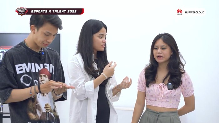 Seru! Finalis Esports X Talent Cicip Permen Aneh Rasa Odol hingga Besi