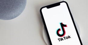 Cara Live di TikTok dan Tips Penting Tarik Banyak Viewers