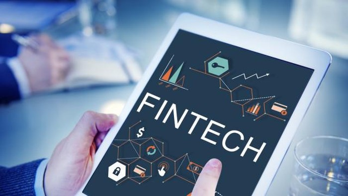 Bisnis Seret, Operator Seluler Diminta Lirik Sektor Fintech