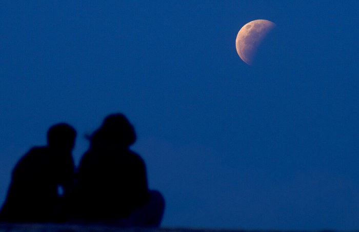 Gerhana Bulan Total 8 November 2022, Waspada Air Laut Pasang