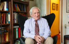 Bapak Ilmu Pemilu Modern Sir David Butler Meninggal di Usia 98 Tahun