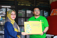 Kisah Inspiratif Pemilik Toko Kelontong Usai Gabung Mitra Tokopedia
