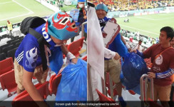 Viral Suporter Jepang Bersih-bersih Stadion Piala Dunia 2022