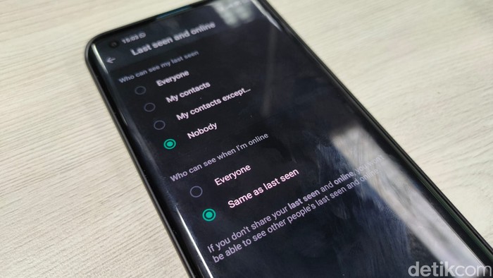 Bagaimana Agar Kita Tidak Terlihat Online di WhatsApp? Ini Caranya