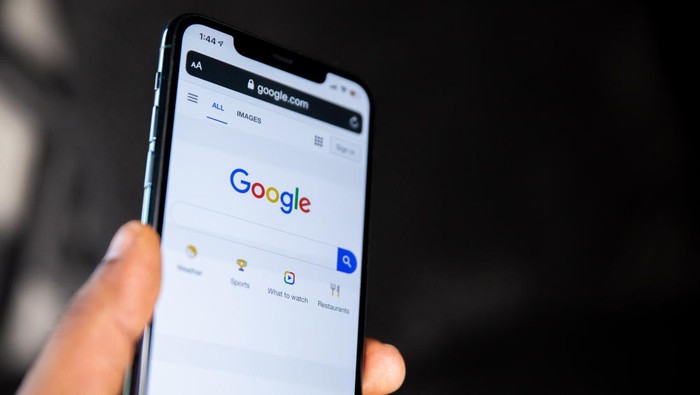 Google Ketar-ketir Lihat Popularitas ChatGPT