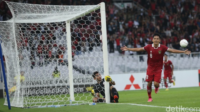 Indonesia Tekuk Kamboja 2-1, Netizen Senang Tapi...