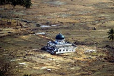 Mengenang Dahsyatnya Tsunami Aceh 18 Tahun Lalu