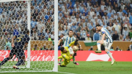 Muncul Petisi Online Desak Final Argentina vs Prancis Diulang!