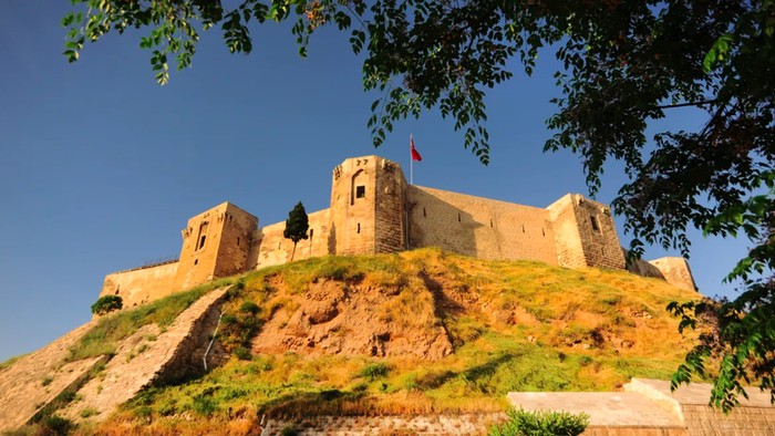 Gempa Turki Hancurkan Kastil Gaziantep Berusia 1.800 Tahun