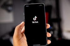 Pegawai Komisi Eropa Dilarang Install TikTok