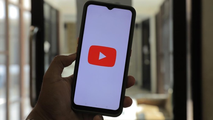 Awas! Video Alien di YouTube Bikin HP Android Ngehang