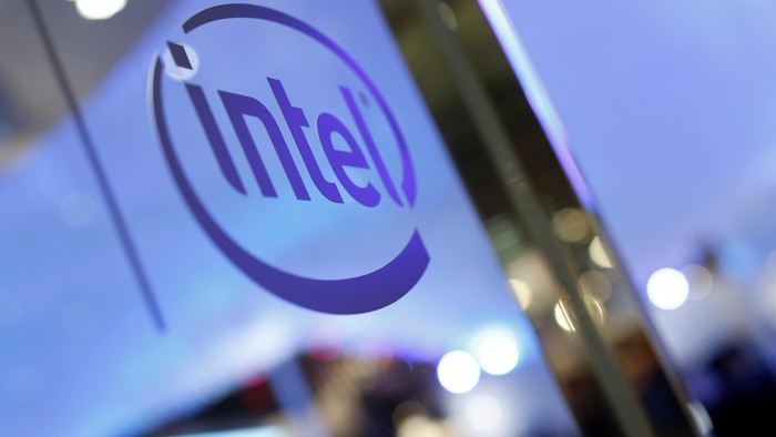 Intel Ditinggal Desainer Chip Andalan, Ada Apa?