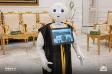 Assalamualaikum! Ada Robot di Pabrik Kiswah Ka'bah