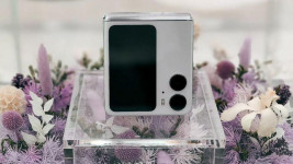 Fantastis! 2 Unit OPPO Find N2 Flip Laku Dilelang Rp 230 Juta