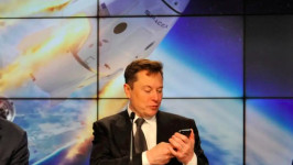 Kicauan Elon Musk Soal COVID-19 Ancam Rencana Tesla di China