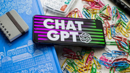 Duh! Karyawan Samsung Bocorkan Rahasia Perusahaan ke ChatGPT