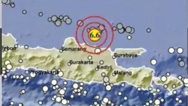 Netizen Cerita Gempa M 6,6 dari Bandung Sampai Bali Jelang Buka Puasa