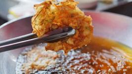 Netizen Ramai Gelorakan Gorengan Harga Mati Saat Buka Puasa