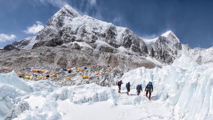 Misteri Suara Seram Gunung Everest di Malam Hari