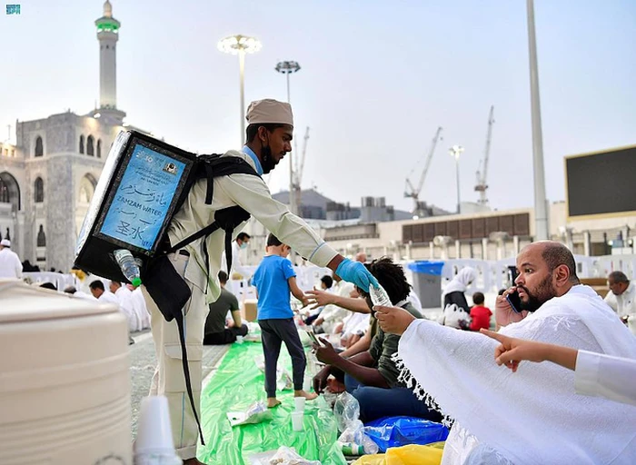 Keajaiban Air Zamzam Dijelaskan Secara Ilmiah