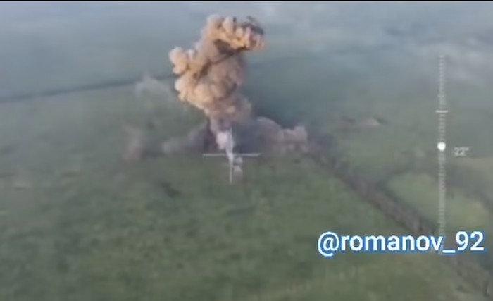 Tentara Ukraina Diteror Tank Bunuh Diri Rusia