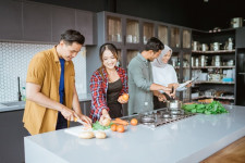 Belajar Resep Masakan Baru dan Variatif Lewat Online, Kenapa Nggak?