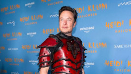 Elon Musk Kembali Jadi Orang Terkaya di Dunia