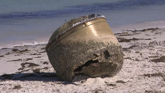 Benda Misterius Terdampar di Pantai Australia, Warga Diminta Menjauh