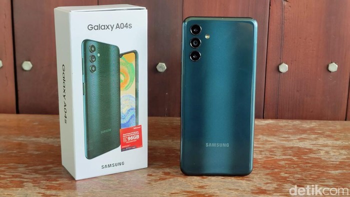 Samsung Galaxy A04s Kini Punya Memori Gede Harga Lebih Murah