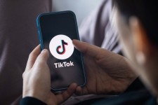 TikTok Serius Mau Jadi Lapak Jualan, Sedang Urus Izin ke BI