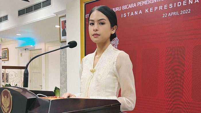 Maudy Ayunda Diserbu Netizen Gegara Soal Pilihan Ganda