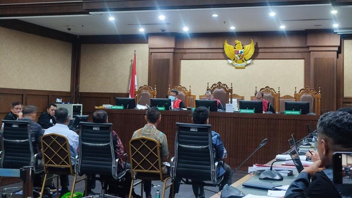 Saksi Mahkota Ungkap Aliran Rp 40 Miliar Kasus BTS 4G ke BPK