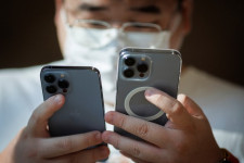 China Tak Mungkin Sikat iPhone, Ini Alasannya