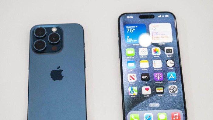 Duh! Selain Overheat Baterai iPhone 15 Pro Juga Mengembung