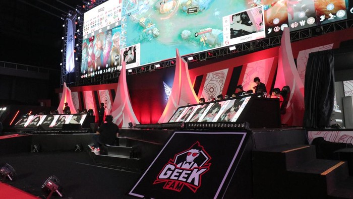 Jadwal Playoff Final Lower Bracket MPL ID S12: Geek vs BTR