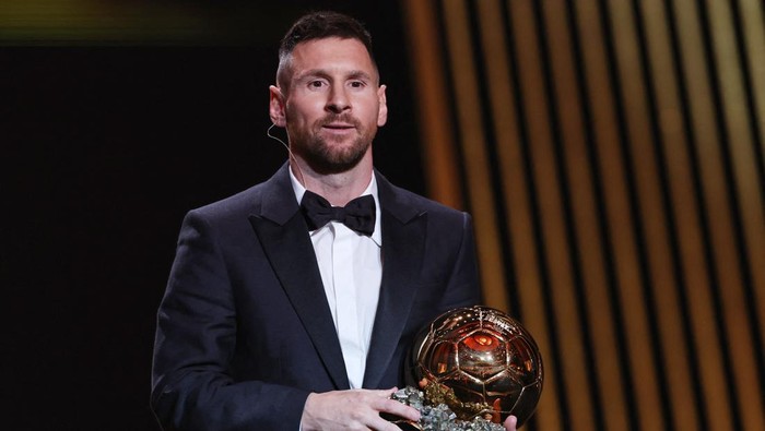 Messi Raih Ballon d'Or, Netizen Singgung Ronaldo dan Haaland Lebih Pantas