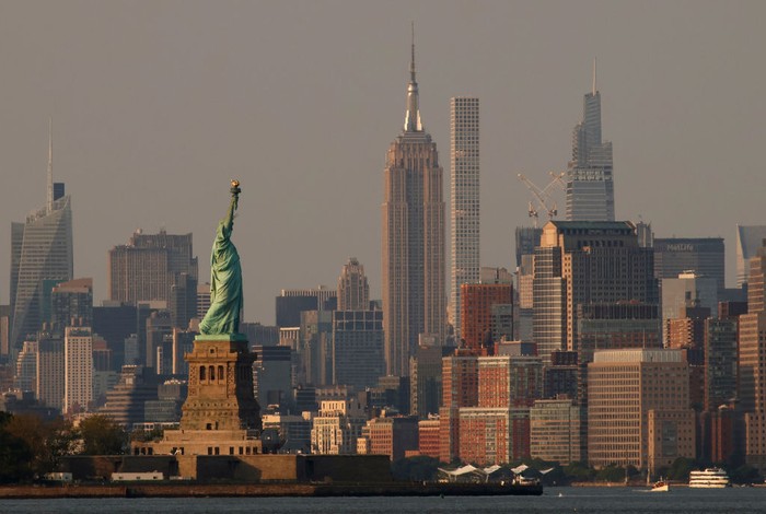 New York Tenggelam Akibat Keberatan Beban Gedung Pencakar Langit