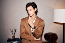 Stylish & Canggih, Segini Harga HUAWEI WATCH GT 4 & WATCH Ultimate!