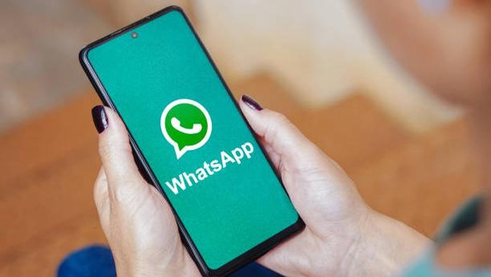 WhatsApp Petinggi Kominfo Kena Hack
