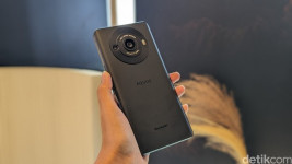 Menggodanya Kamera Sharp Aquos R8s Pro, Hasil Foto Tajam & Penuh Warna