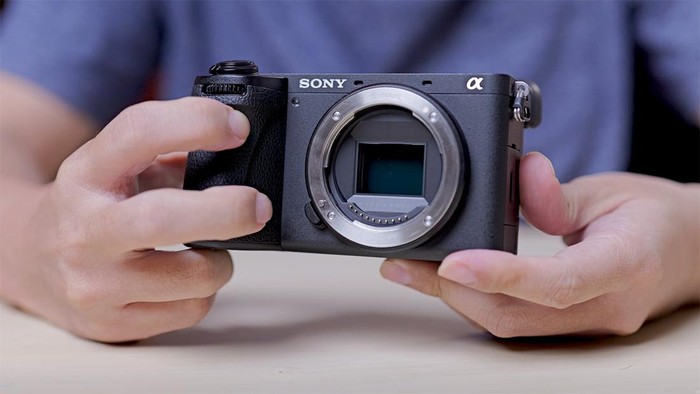 Review Kamera Sony A6700, Kamera Hybrid yang Serbaguna