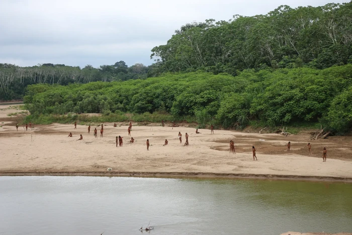 Suku Misterius Hutan Amazon Mendadak Menampakkan Diri, Ada Apa?