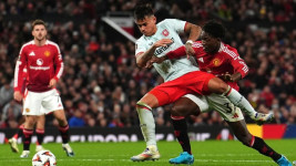 Mees Hilgers Menyala! Tahan Imbang MU di Old Trafford Bikin Bangga