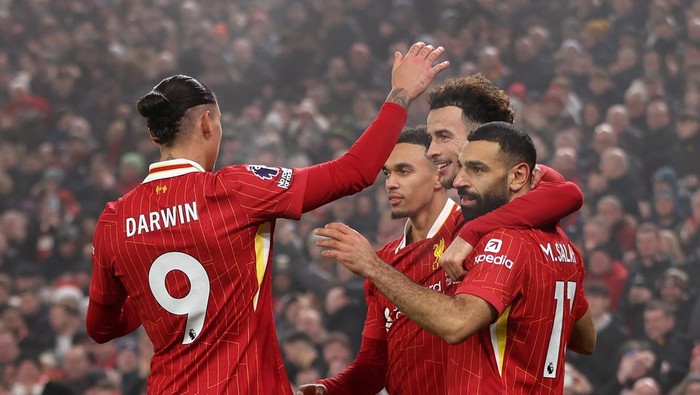 Liverpool Makin Menyala, Mo Salah Patahkan Kutukan Foto Natal